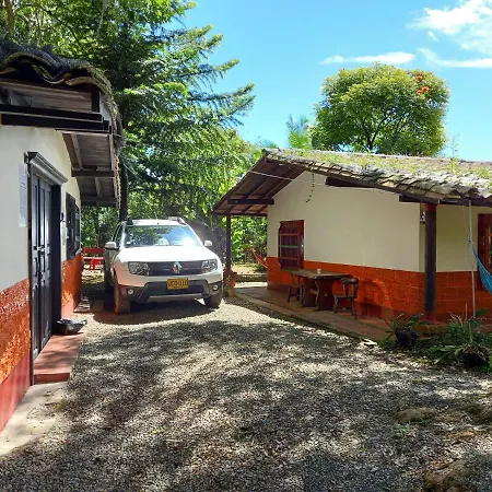 Galicia, Cabana Junto A Un Bosque Y A Cascada Jardin Exterior photo